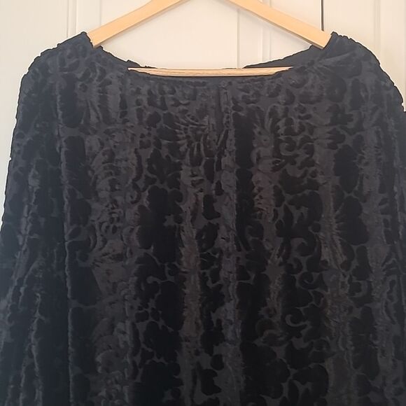 Talbots RSVP Black Velvet Floral Burnout Lined Blouse Tunic Top Size 2X - Picture 7 of 14